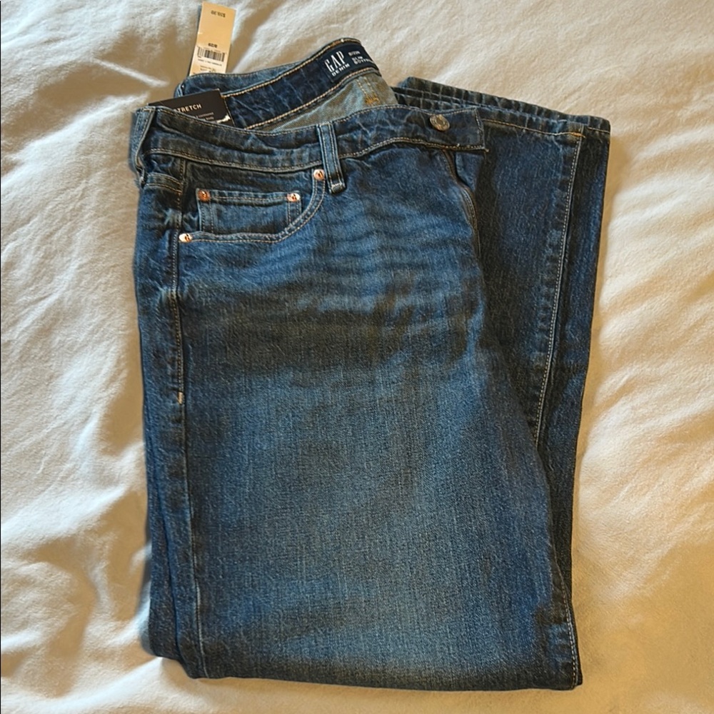 GAP Boyfriend Slim mid-rise stretch, ankle jean 8/29R